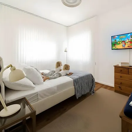 30m To - Mindelo Ocean House 펜션